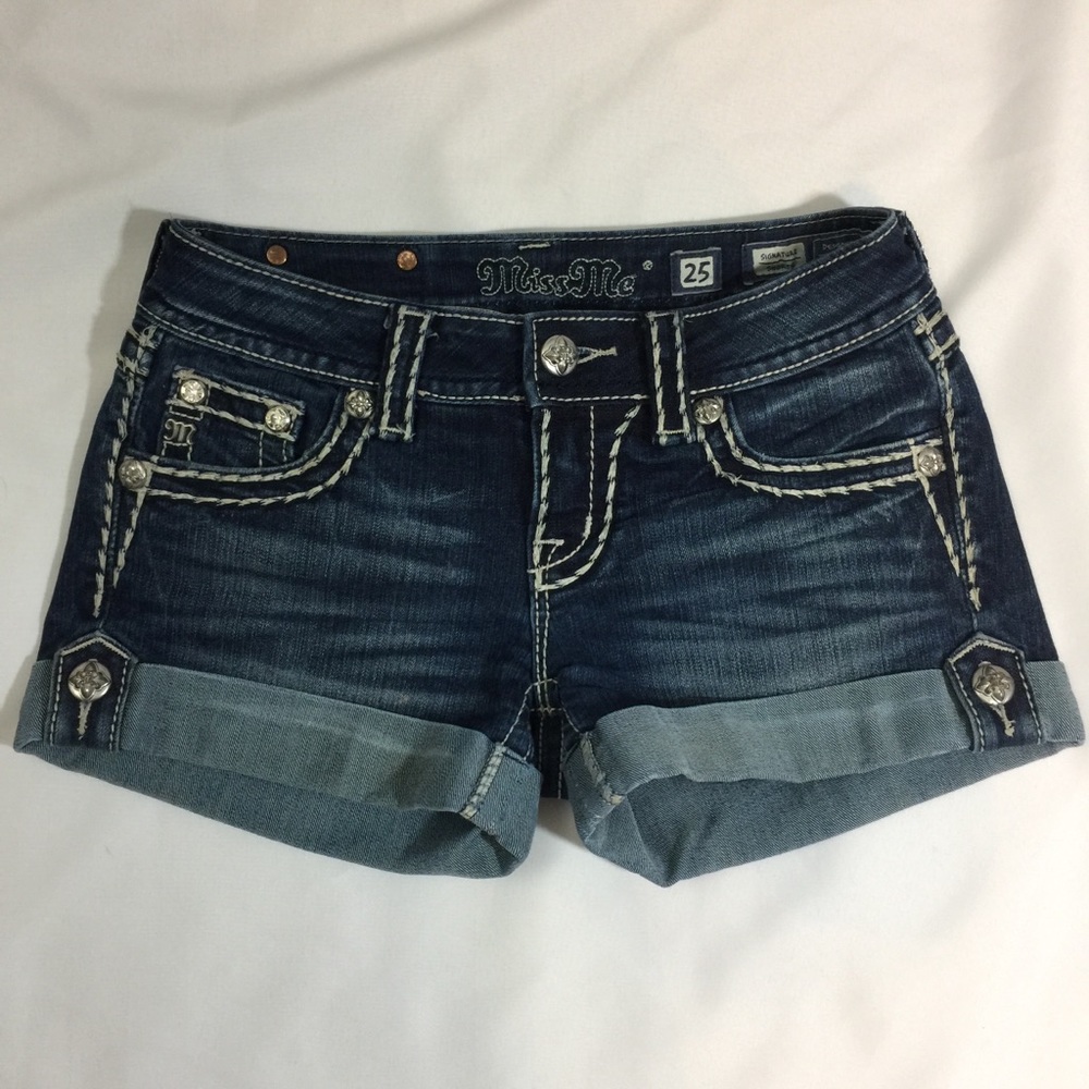 Miss Me Jean Shorts Size 25